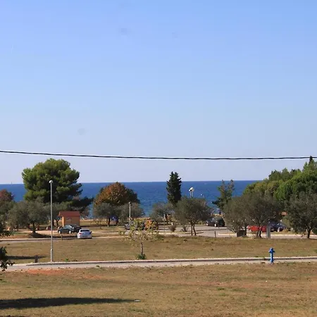 7205a Apartment Fažana